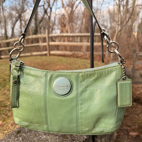 Vintage Coach Green Leather Shoulder Bag - Picture 3 of 8